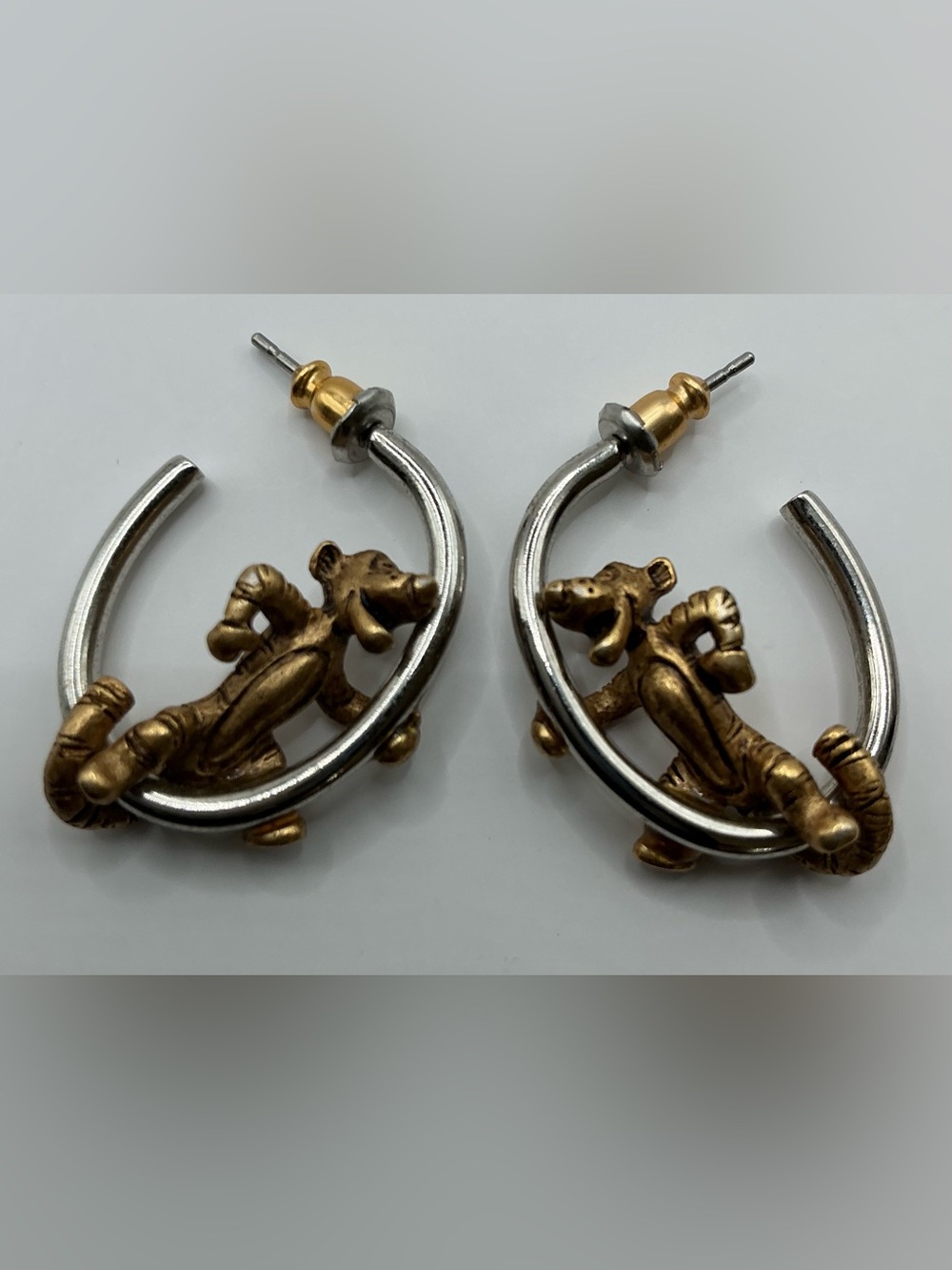 DISNEY TIGGER TWO TONE HOOP EARRINGS NWOT